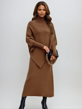 Diana | Conjunto de Malha Mulher Poncho Gola Alta Saia Midi
