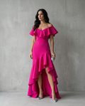 Isabel · Vestido elegante de Mulher com volantes e decote em V