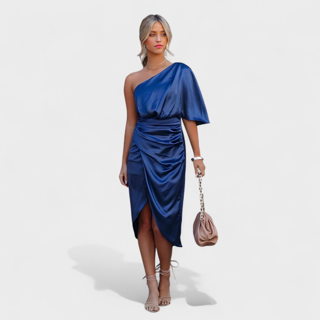 Cátia - Vestido com Brilho em Cetim