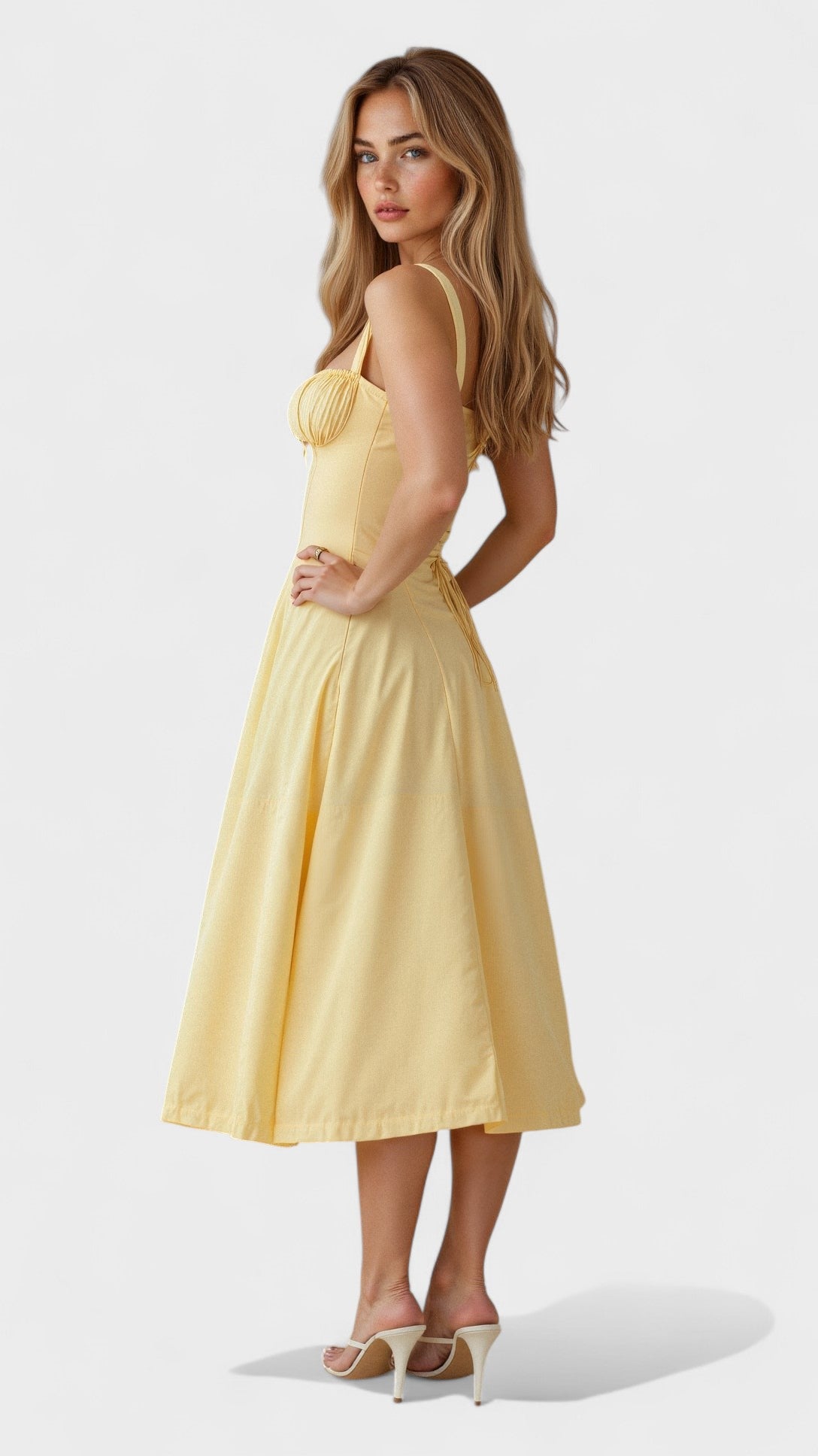 Carolina - Vestido Floral com Corpete Ajustado