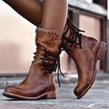 Raquel | Botas de Pele Mulher Rasas com Atacadores Rebites