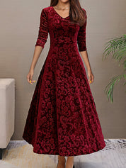 Denise | Elegante vestido de festa em veludo com decote em V