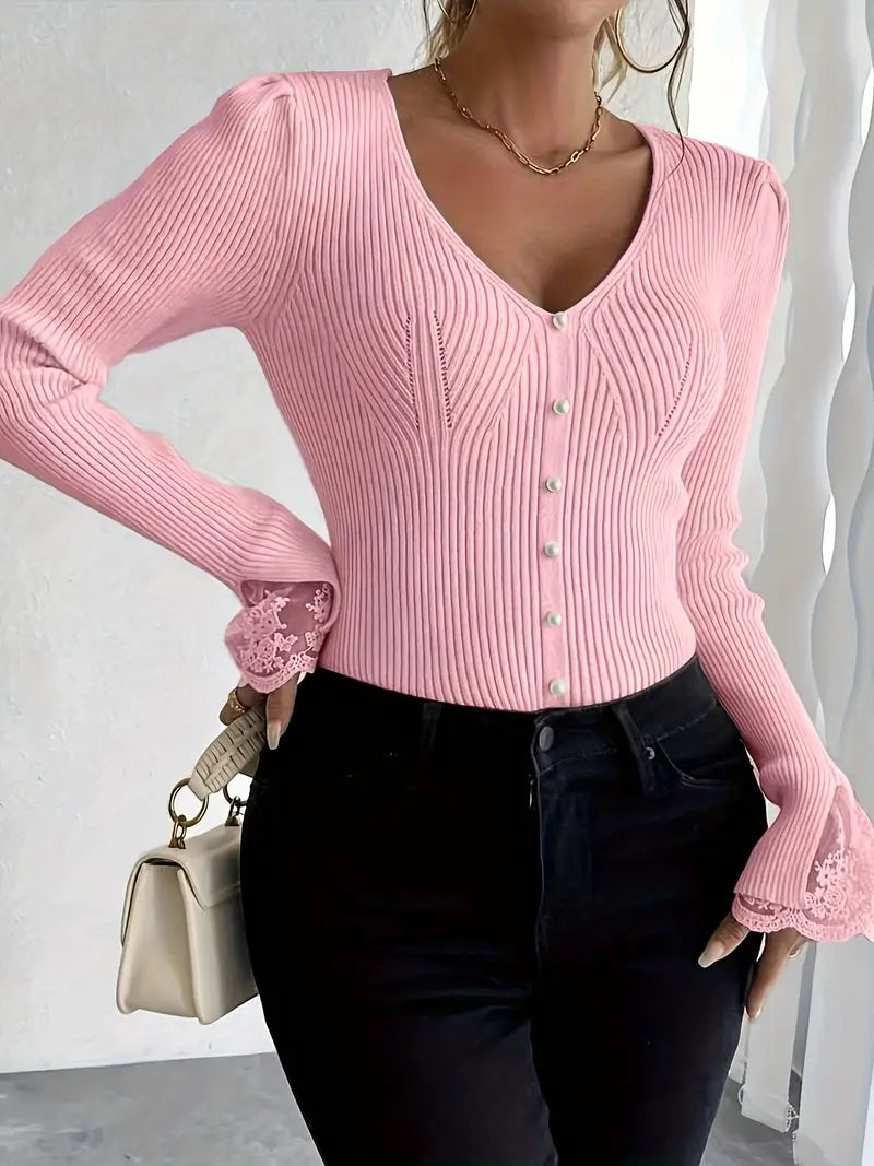 Mariana - Camisola Canelada com Decote em V e Mangas em Renda