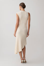 Vestido Mariana — Éloren Lisboa · Detalhe da textura plissada