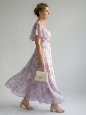 Rocío - Vestido Midi com Mangas Onduladas