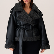 Elvira | Casaco de Shearling com Cinto