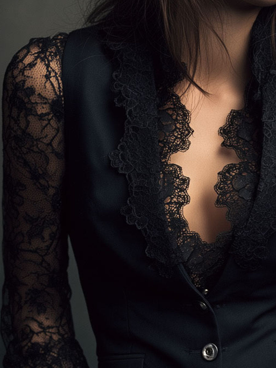 Claudia · Blazer de Mulher Preto com Renda