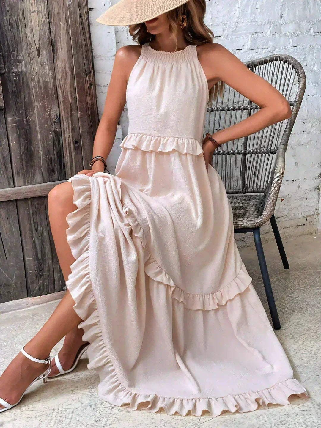 Sarah | Vestido longo com babados e alças finas
