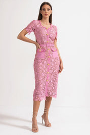 Inês | Vestido Midi de Renda Floral com Cintura Franzida — Rosa