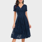 Mara - Vestido de Renda Floral