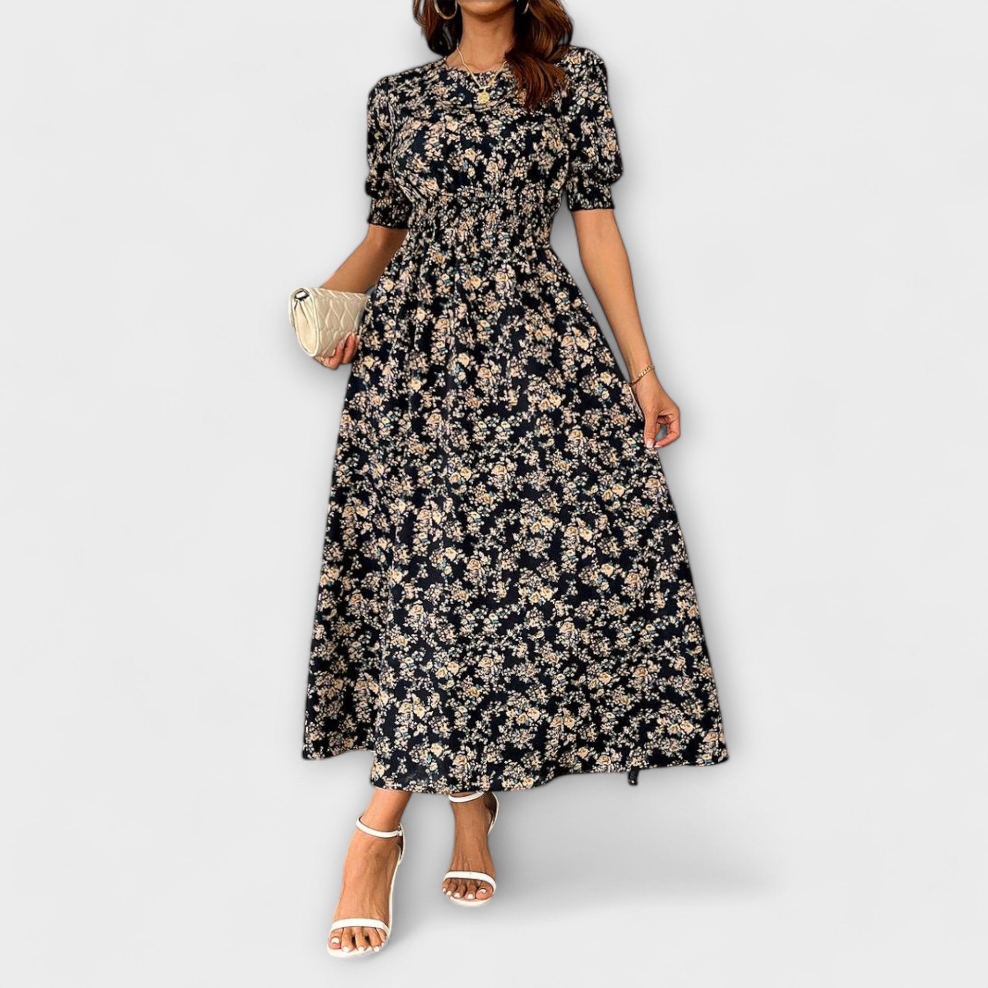 Amelia – Vestido com Decote Redondo e Padrão Floral
