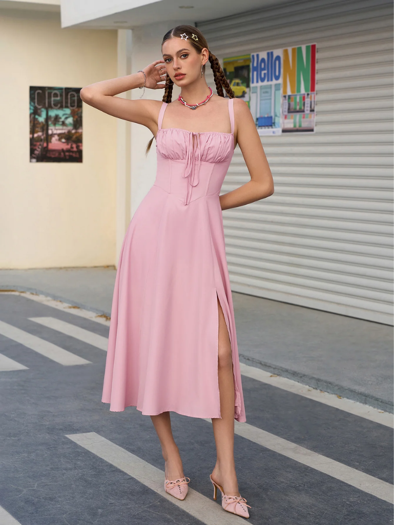 Claudia - Vestido Cami com Busto Franzido e Coxa Dividida