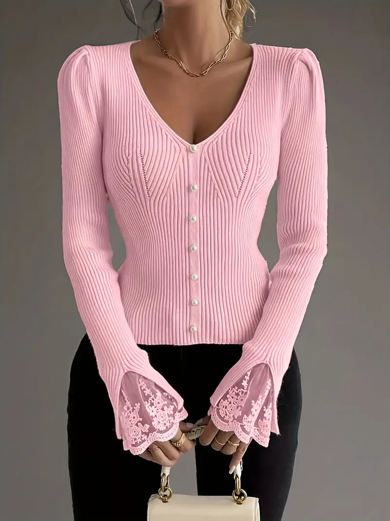 Mariana - Camisola Canelada com Decote em V e Mangas em Renda