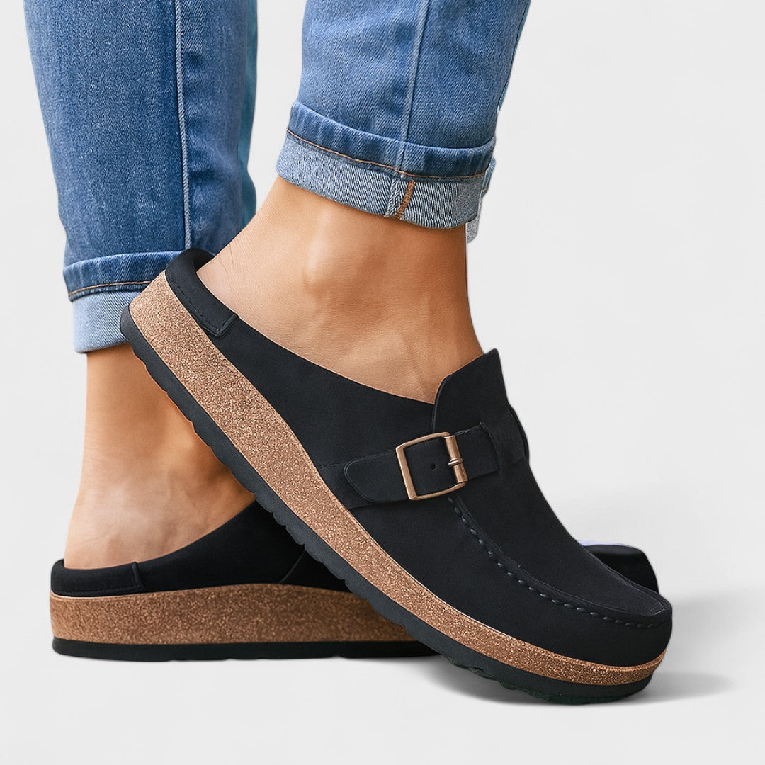 Inês - Mocassins de Camurça com Fivela