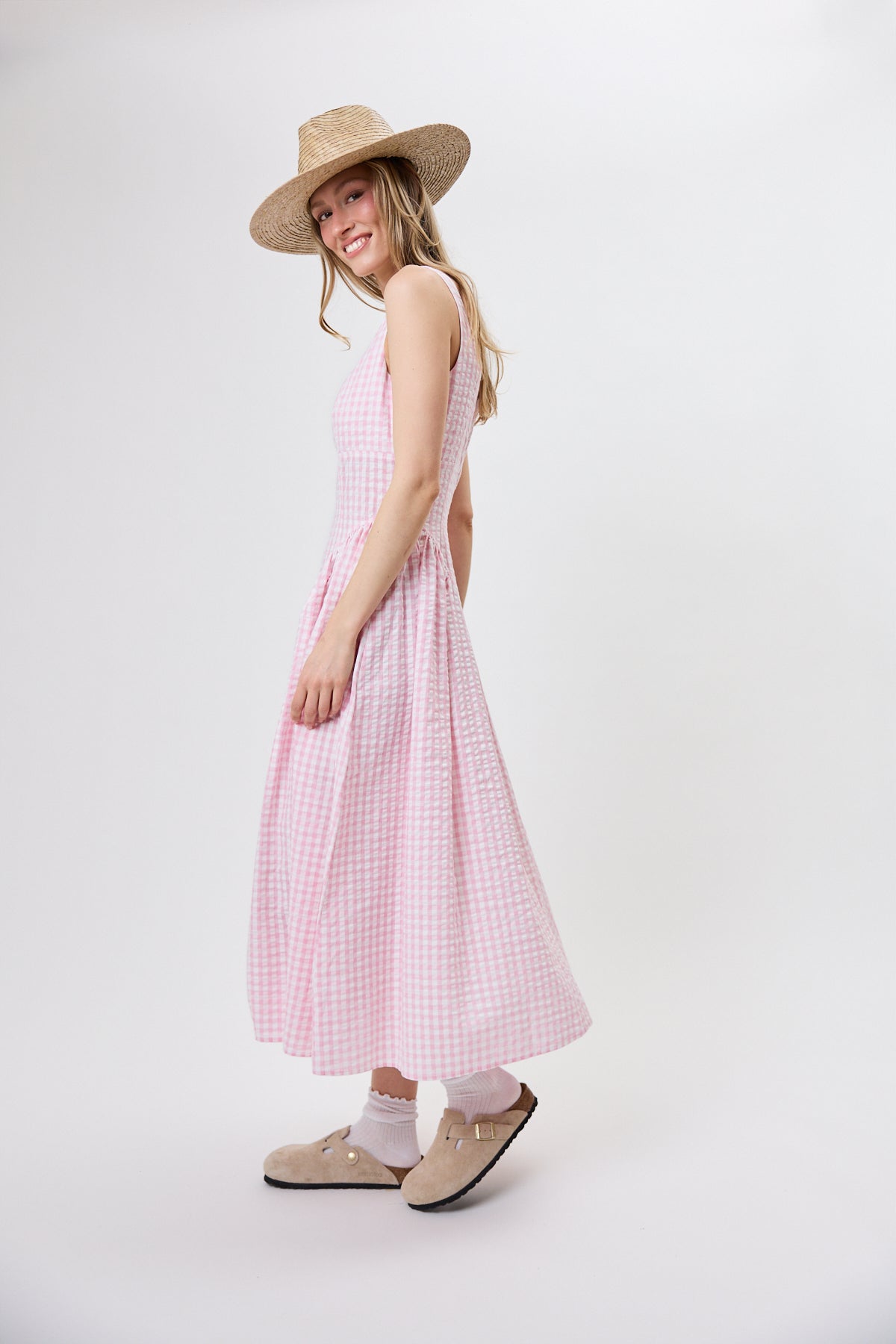 Vestido Catarina — Éloren Lisboa · Detalhe folhos na anca