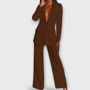 Amelia - Fato Feminino Elegante