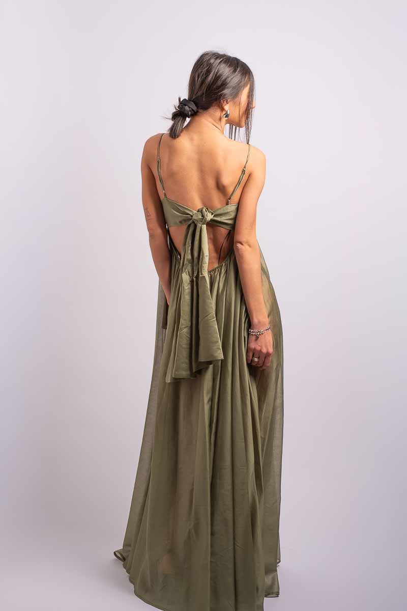 Amália Rodrigues | O Vestido Longo em Lyocell que Faz Cada Entrada uma Obra de Arte