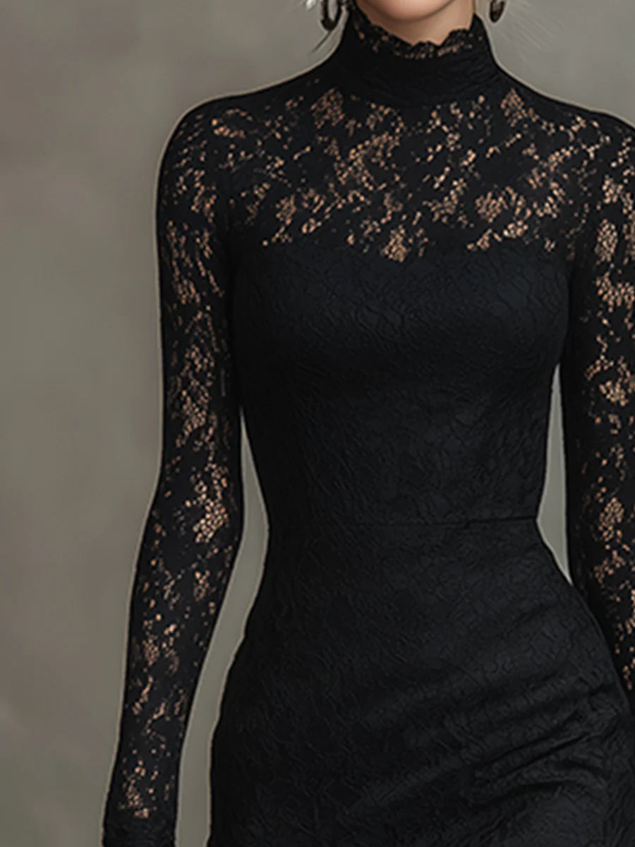 Veronika | Vestido Maximal de Renda Preta