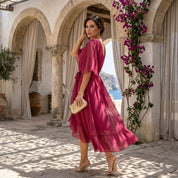Florbela Espanca | O Vestido de Chiffon com Decote em V que Celebra a Tua Feminilidad