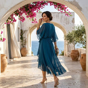 Florbela Espanca | O Vestido de Chiffon com Decote em V que Celebra a Tua Feminilidad