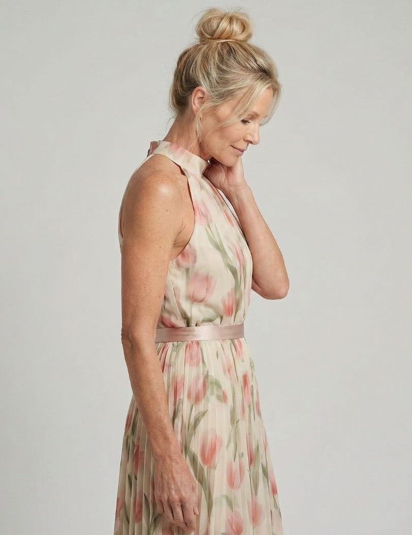 Quiet_Statement_-_Aurelle_Halter_Neck_Floral_Midi_Dress_2.jpg