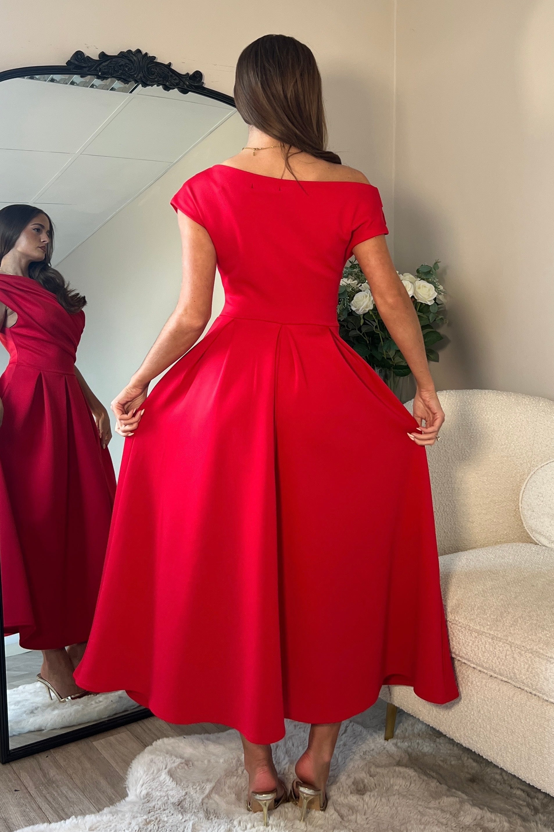 Vestido Midi Betty Decote Assimétrico