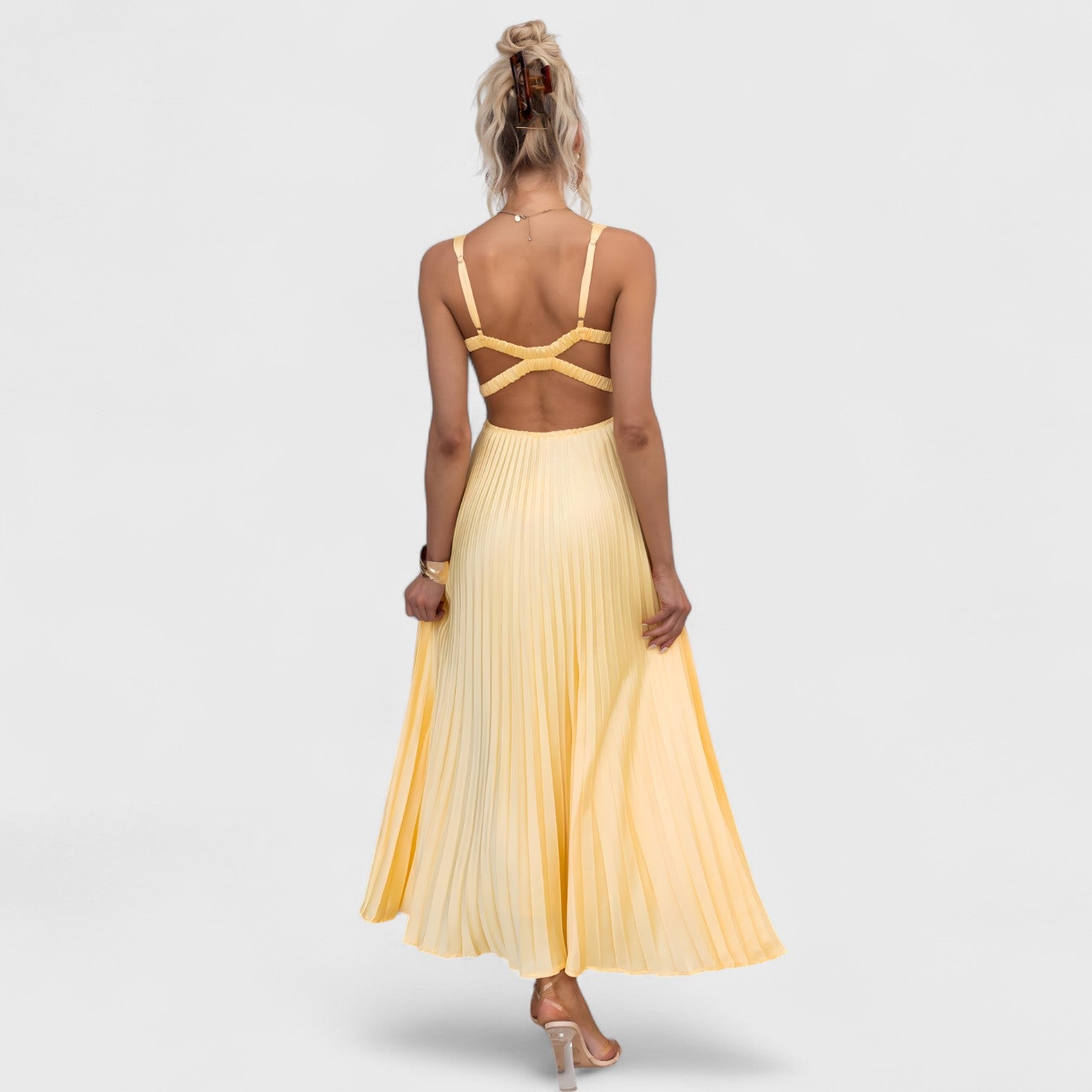 Énora | Vestido amarelo plissado com decote em V