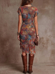 Martina | Vestido midi plissado com decote em V, estampa de arte abstrata em estilo boémio para Mulher