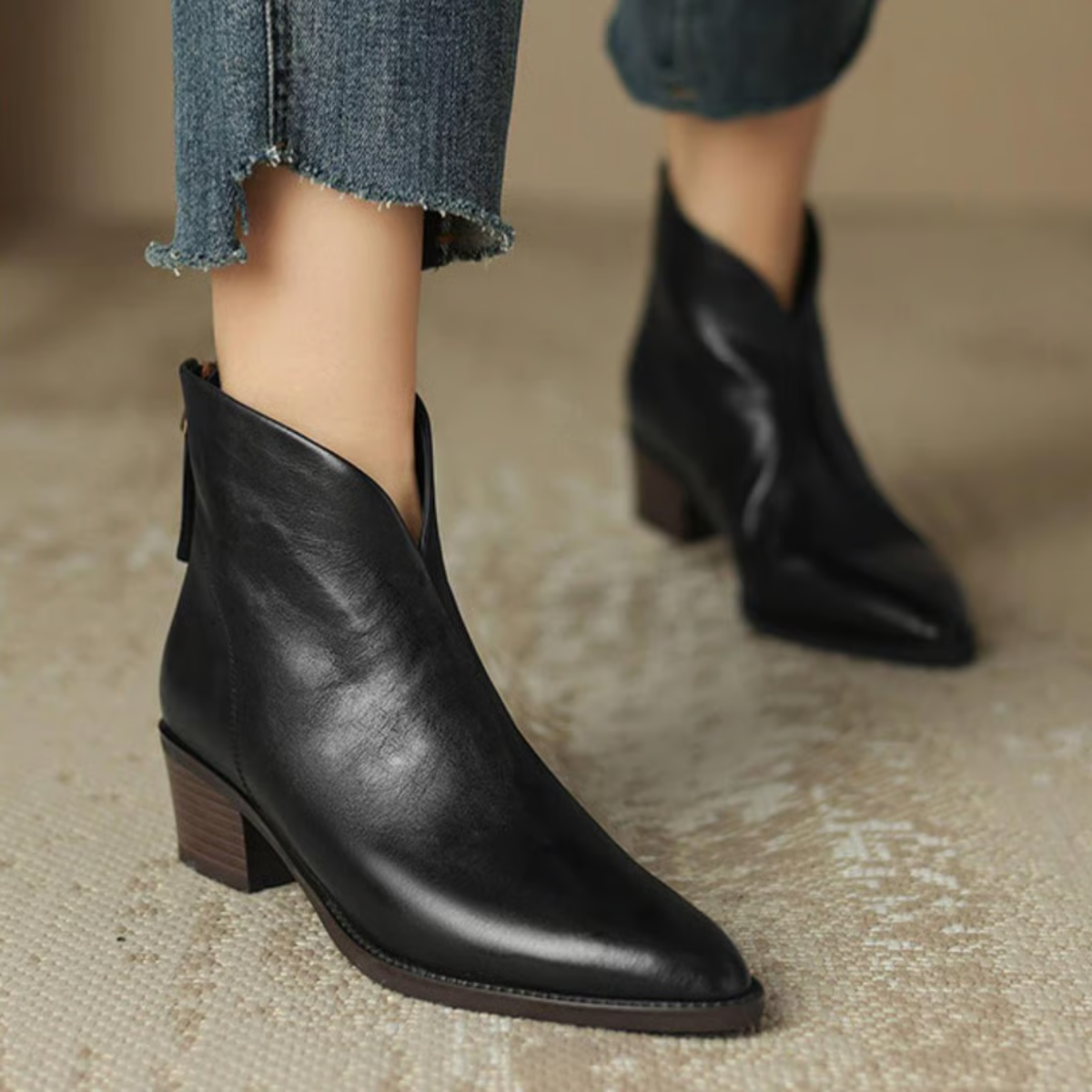 ana-botins-de-pele-mulher-bico-fino-salto-baixo-4.png