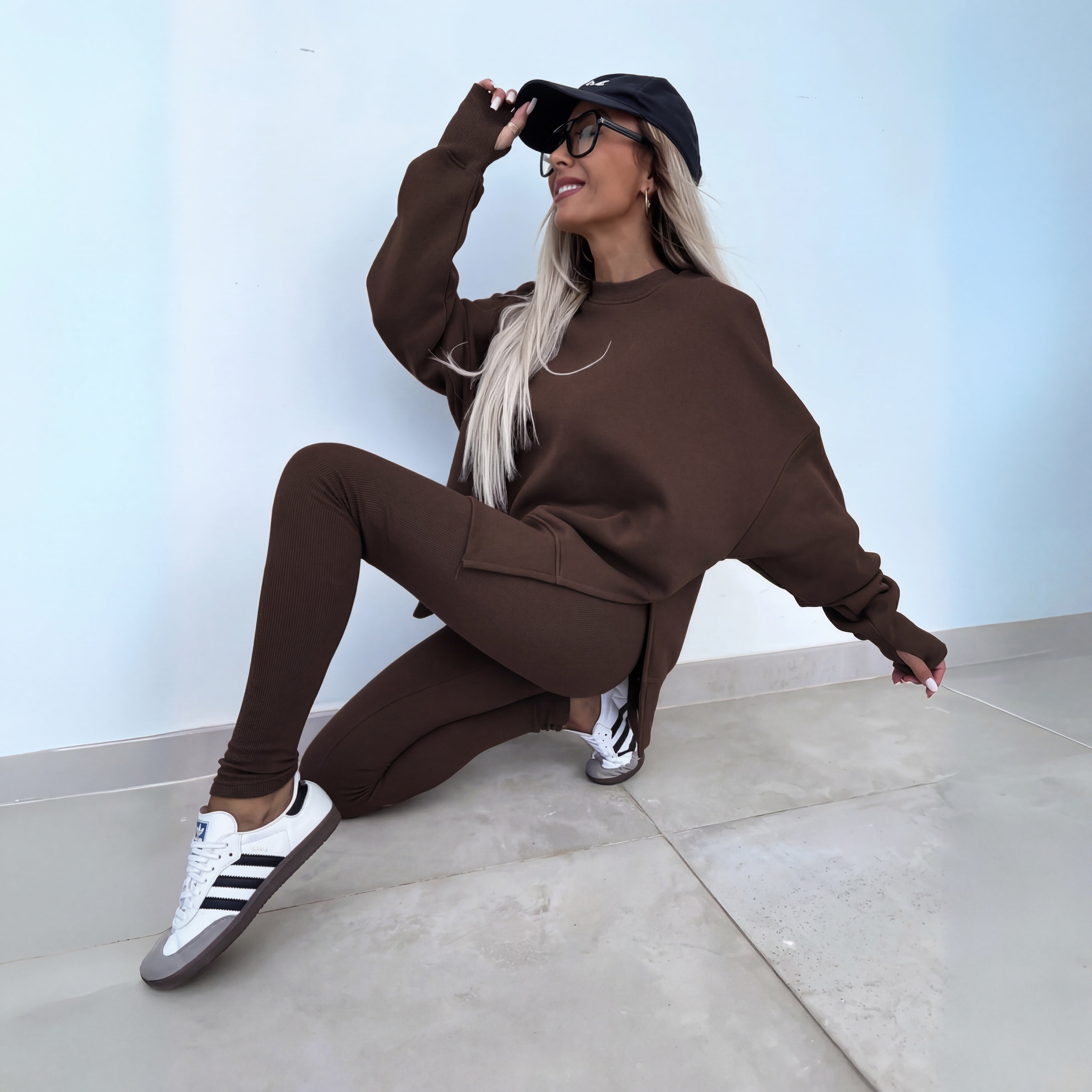 Ana | Conjunto Sweatshirt Mulher Oversize e Leggings Caneladas