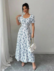 Inês | Vestido Longo Floral com Decote Quadrado e Mangas Bufantes