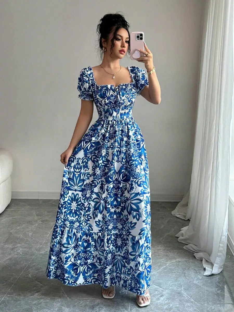 Inês | Vestido Longo Floral com Decote Quadrado e Mangas Bufantes