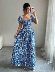 Inês | Vestido Longo Floral com Decote Quadrado e Mangas Bufantes
