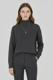 Beatriz | Camisola de Malha Gola Alta Mulher Padrão Cable Knit