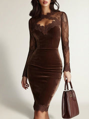 SOFIE | Robe Mini Velours Castanho com Renda Elegante