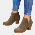 Carla | Botins de Camurça Mulher Salto Bloco com Fecho Lateral