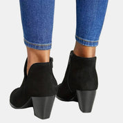 Carla | Botins de Camurça Mulher Salto Bloco com Fecho Lateral