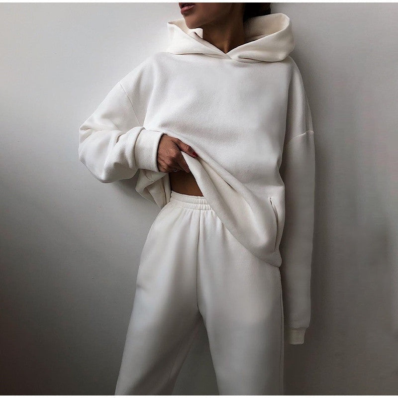 Constança | Conjunto Sweatshirt Mulher com Capuz e Calças de Jogging