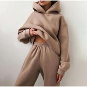 Constança | Conjunto Sweatshirt Mulher com Capuz e Calças de Jogging