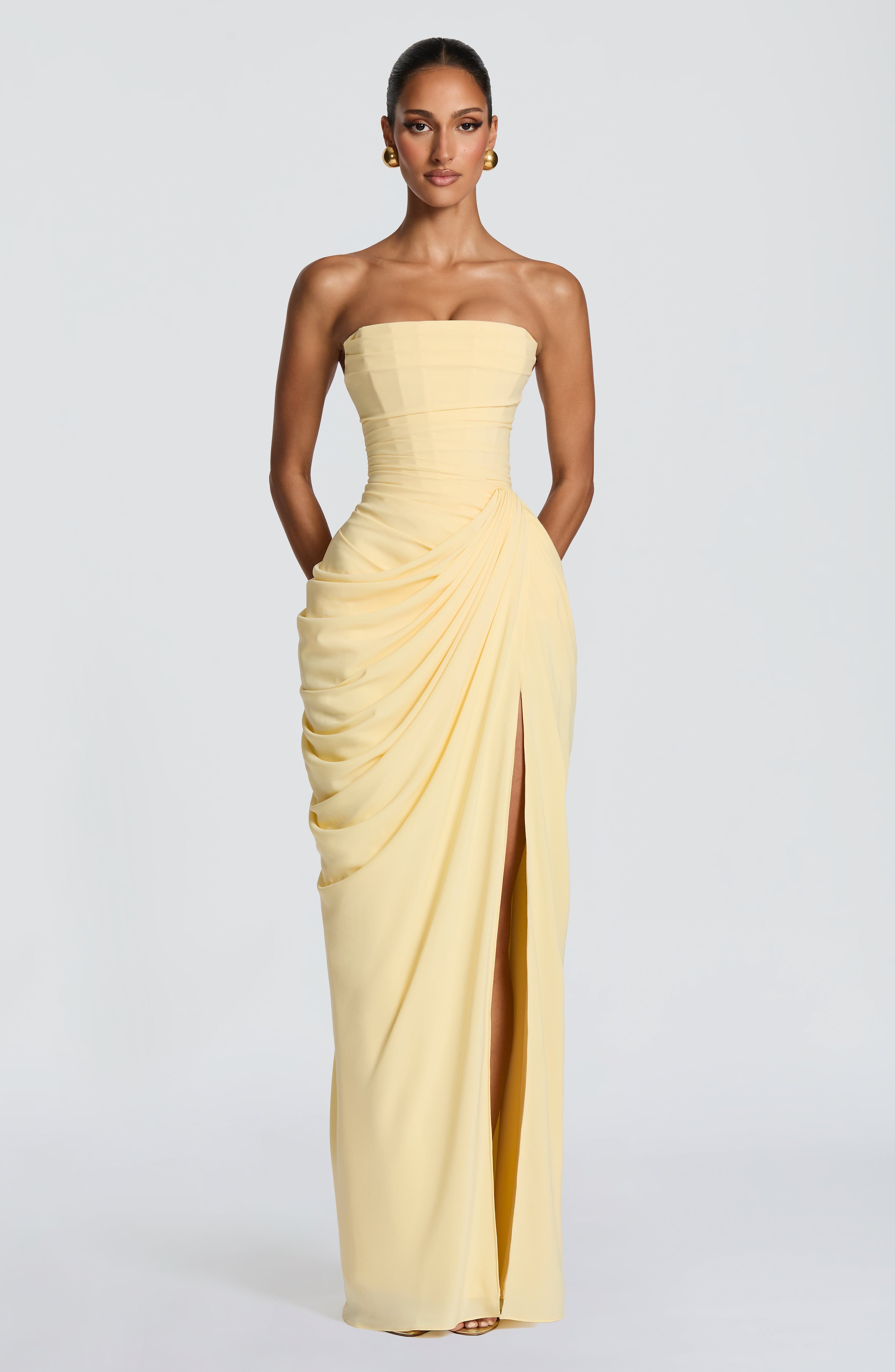 SKY - Elegância escultural que define a tua figura para Mulher