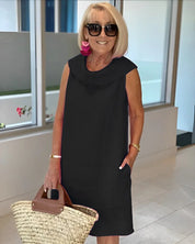 Perla – Vestido tubinho sem mangas com gola redonda