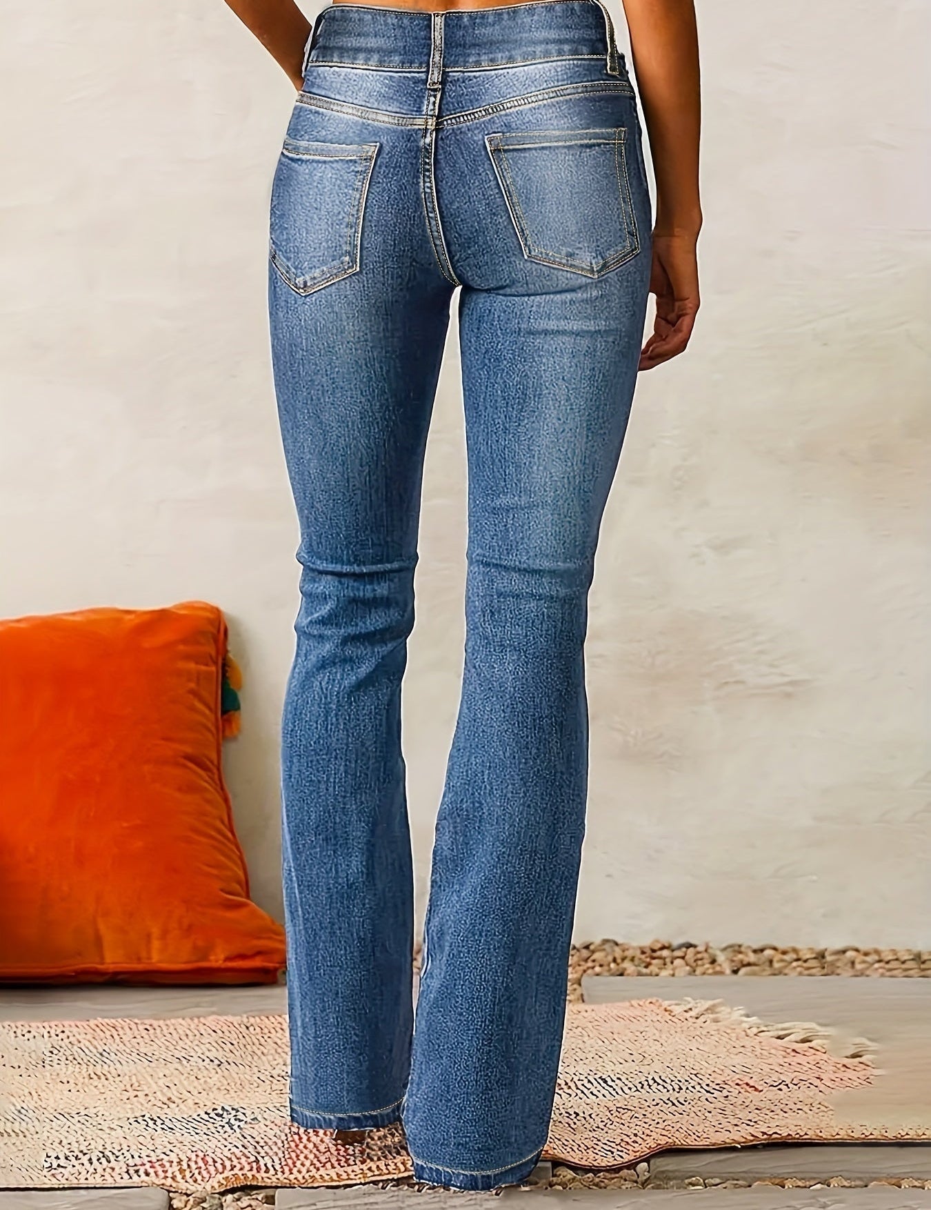 diana-jeans-cintura-alta-mulher-perna-boca-de-sino-2.jpg