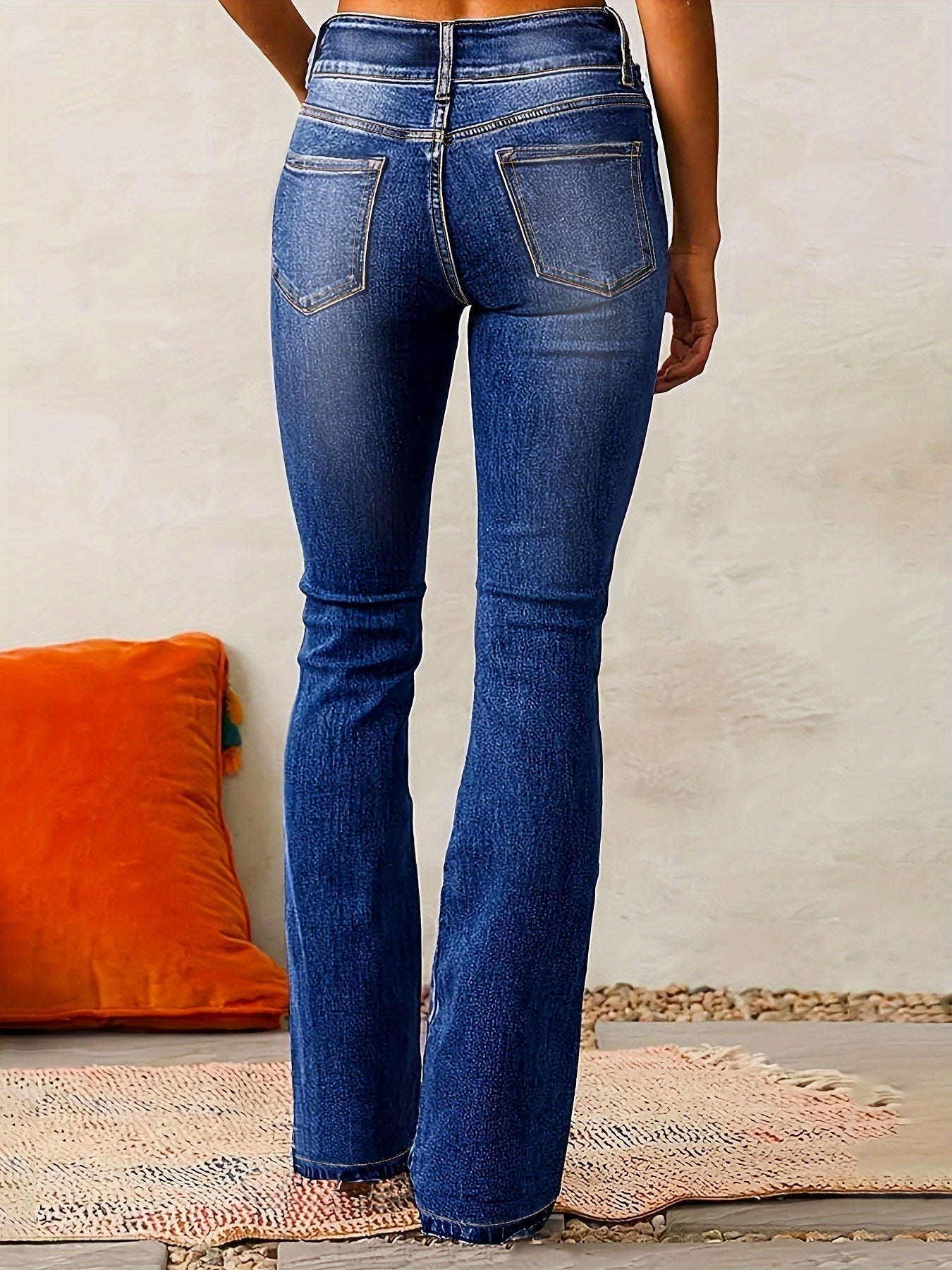 Diana | Jeans Cintura Alta Mulher Perna Boca de Sino
