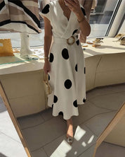 Lorena - Vestido midi para mulher com bolinhas e decote em V