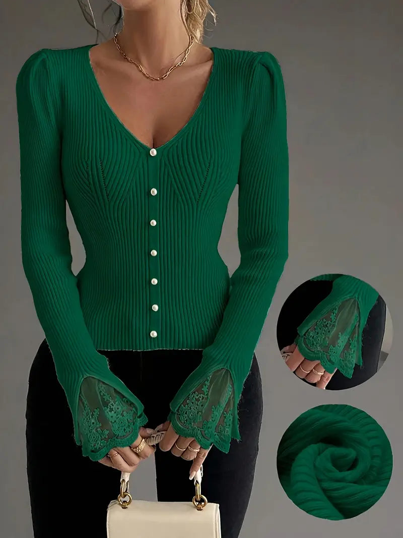 Mariana - Camisola Canelada com Decote em V e Mangas em Renda