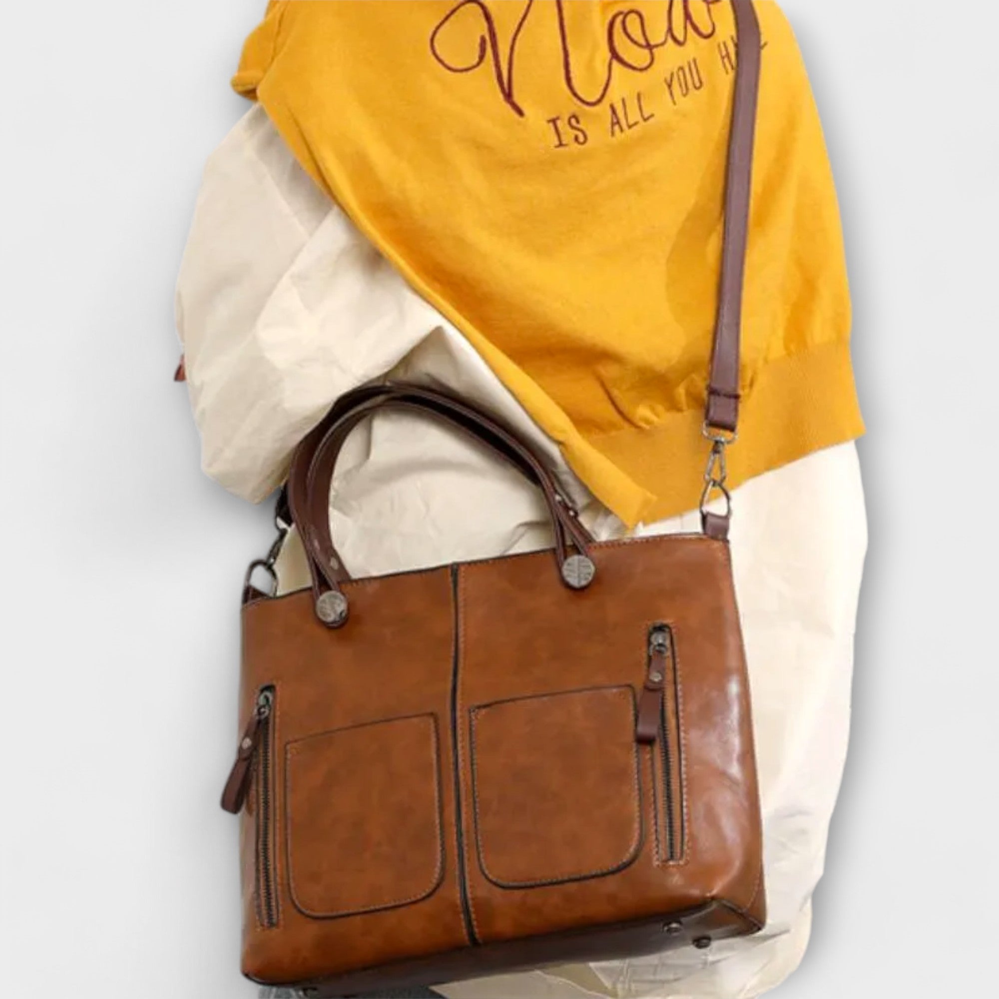 Maria. - Bolsa de couro elegante