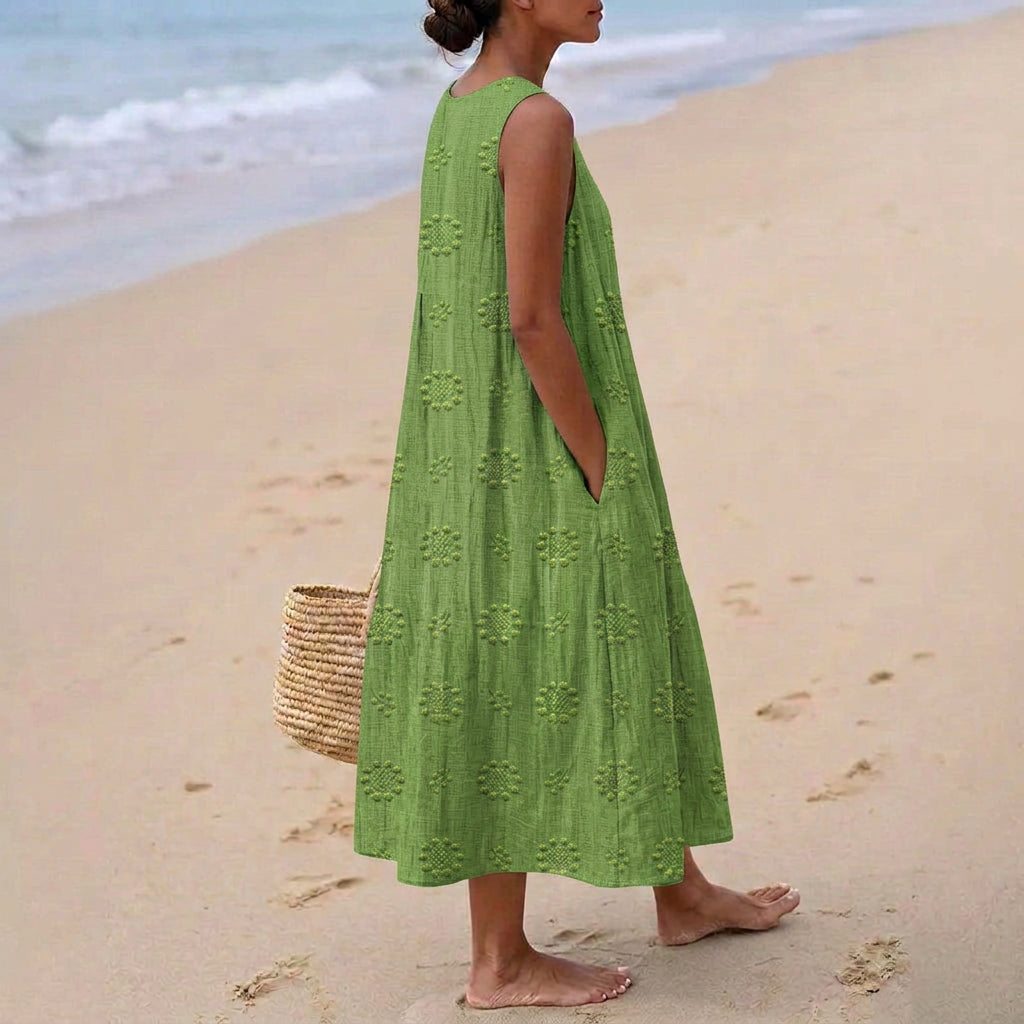 freepik_quero-o-vestido-da-img1-igual-ao-da-img2-2-.-qualidade-8k-sem-mudar-as-cores-e-tons_0001_2a2bf214-01c0-4b6c-b0db-235401f65f8f.jpg