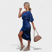 Cátia - Vestido com Brilho em Cetim