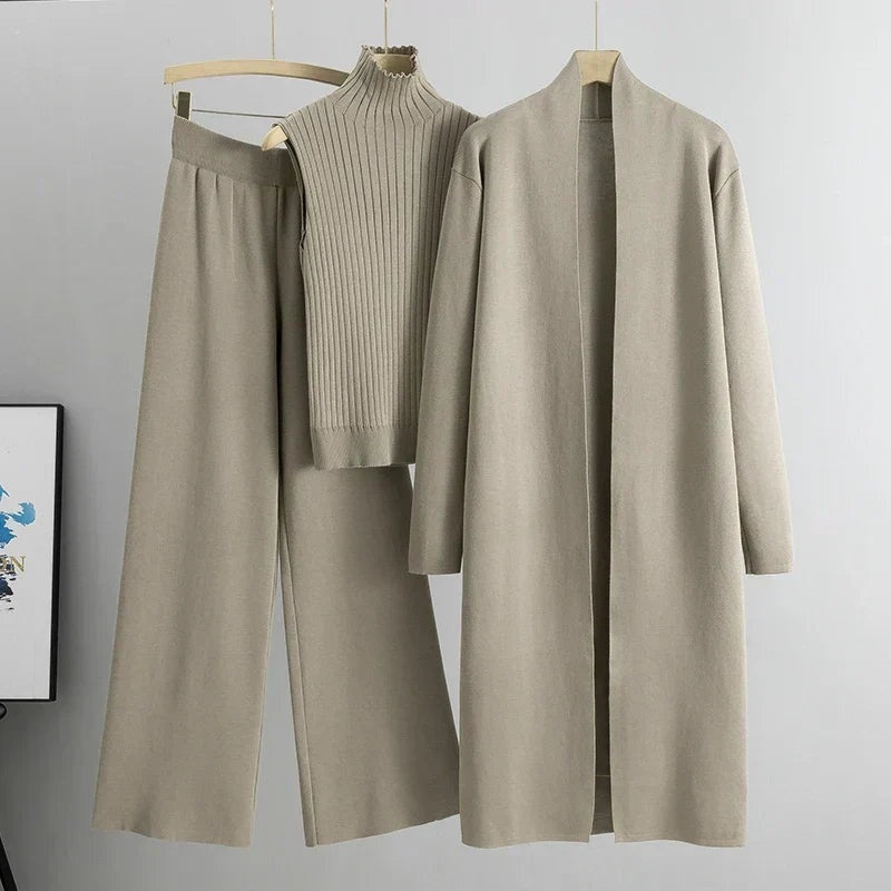 lara-conjunto-de-malha-tres-pecas-mulher-cardigan-comprido-calcas-perna-larga-1.jpg