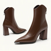 Leonor | Chelsea Boots de Couro Mulher Salto Bloco Bico Metálico